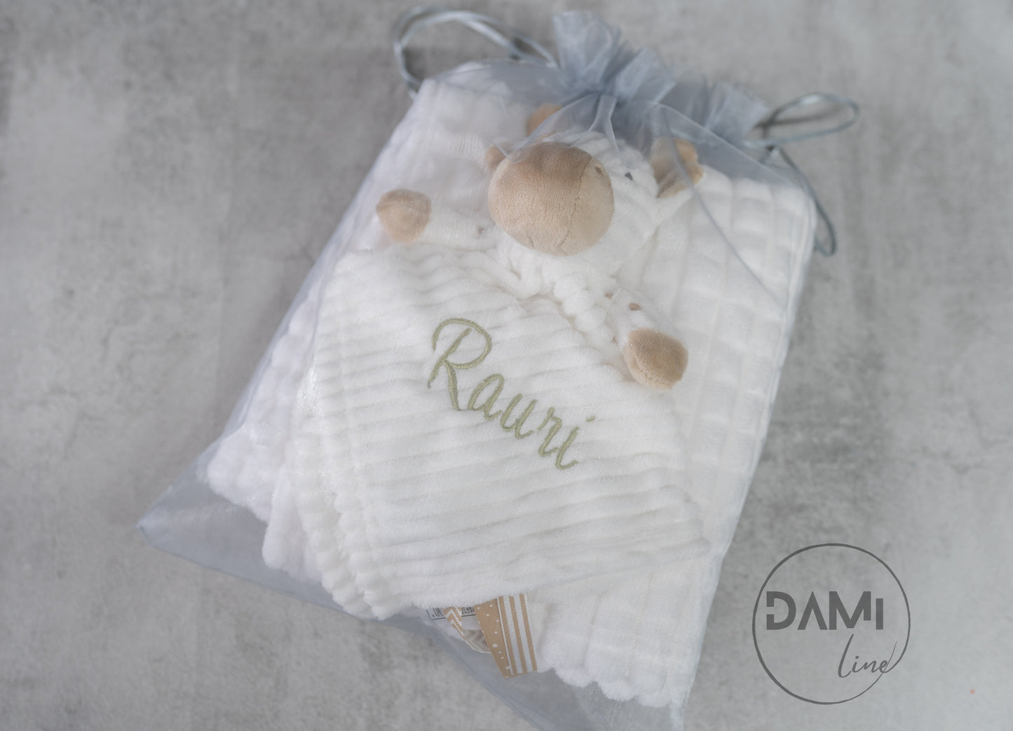 Personalised baby blanket, girraffe comforter gift set for baby girl or boy