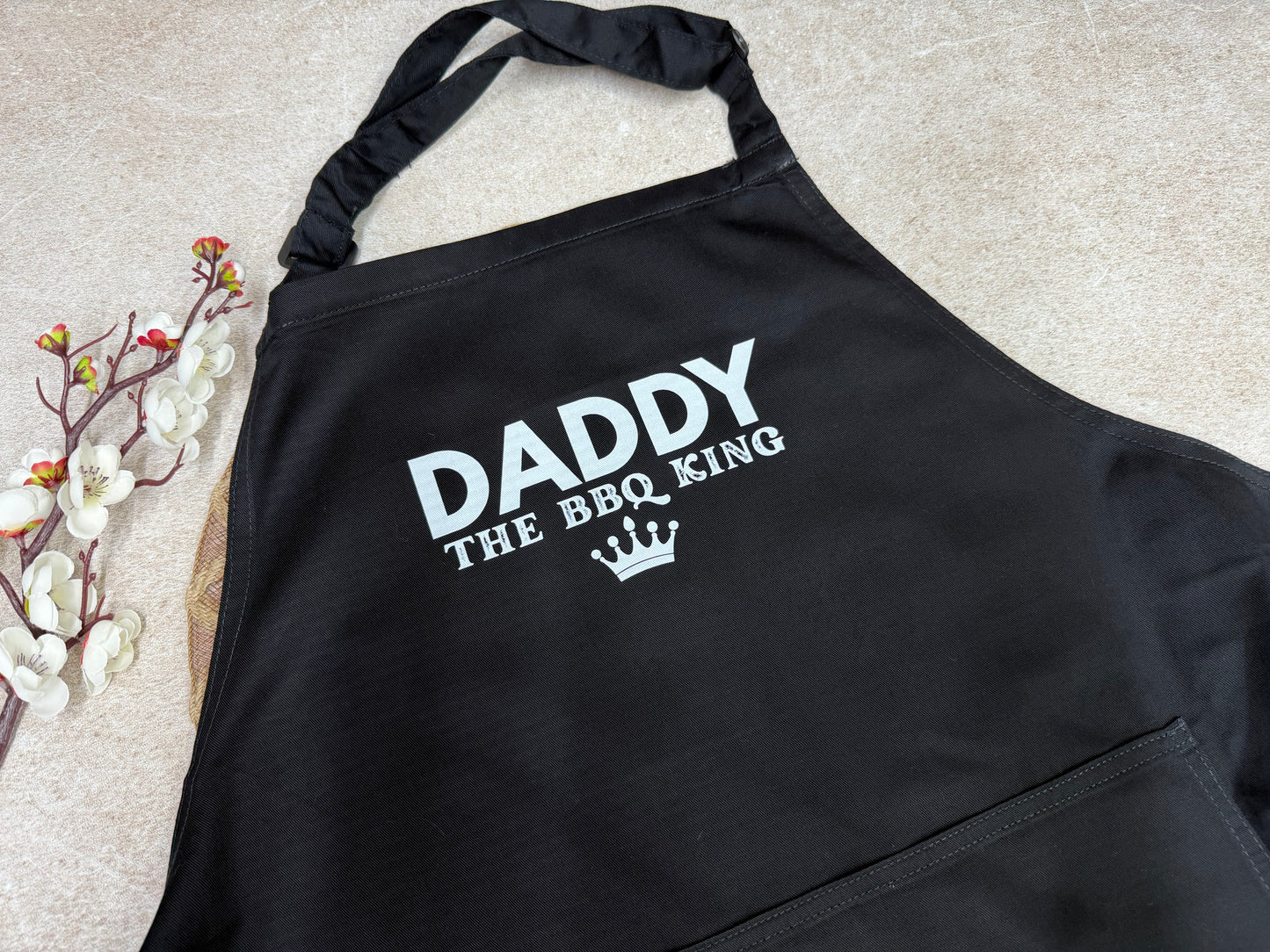 BBQ Apron – “Daddy The BBQ King” Personalised Apron - PRINTED