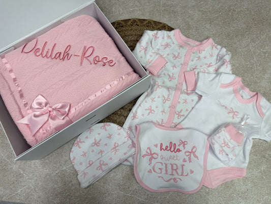 Baby Girl Gift Set – 5 Piece Bow Outfit | Personalised or Plain Blanket  | Baby girl gift set