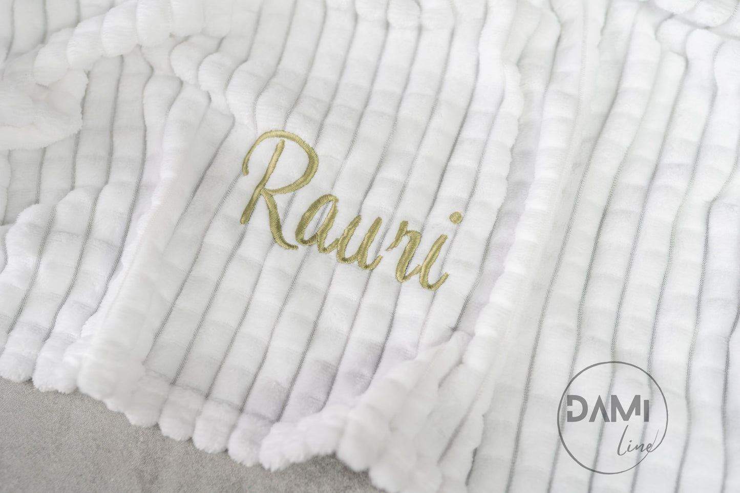Personalised baby blanket, girraffe comforter gift set for baby girl or boy