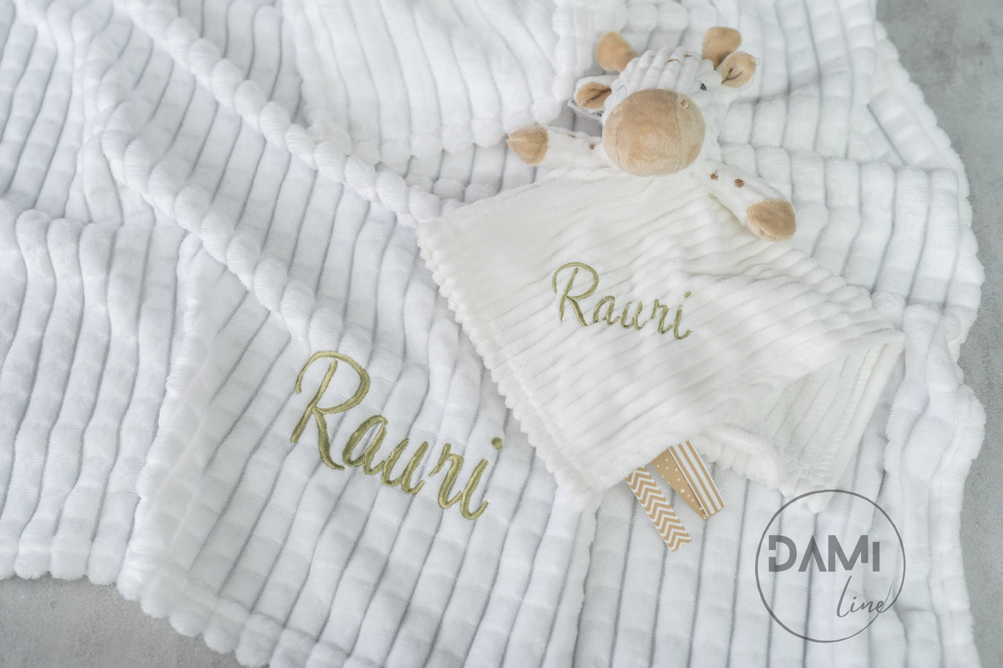 Personalised baby blanket, girraffe comforter gift set for baby girl or boy