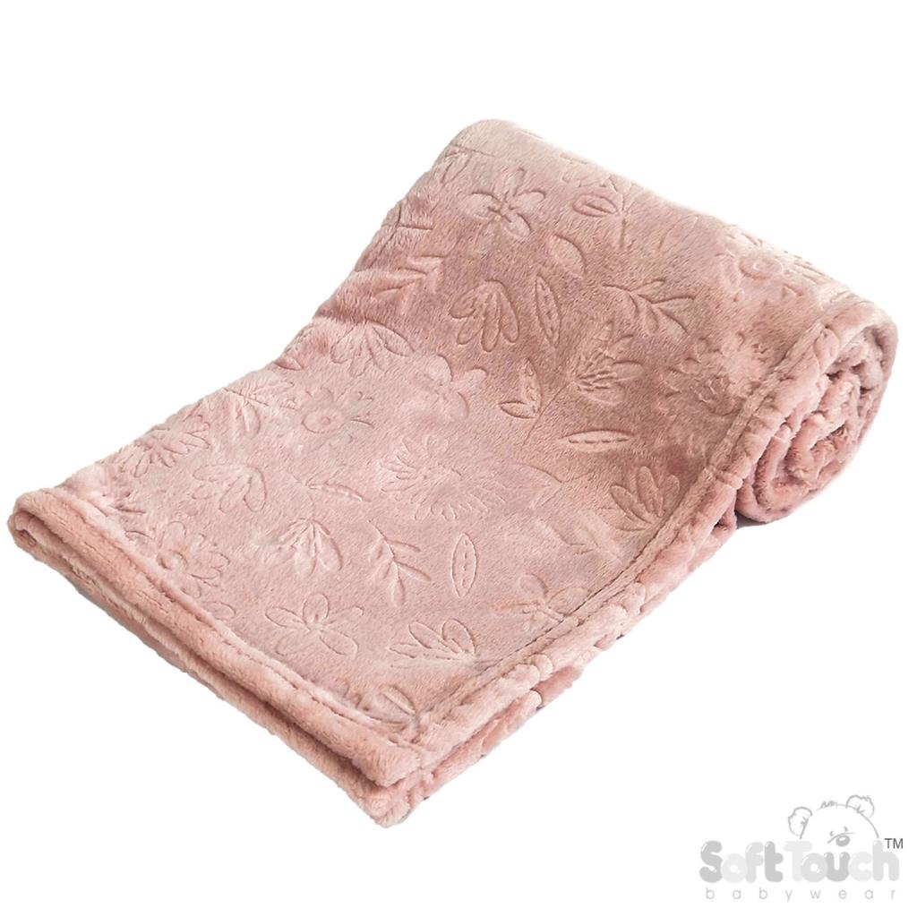 Dusty pink flowers embossed blanket