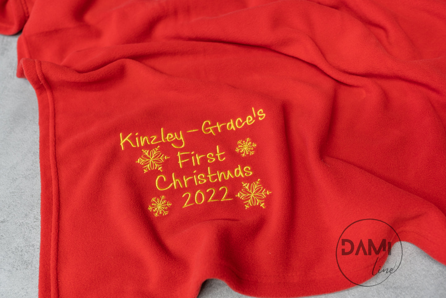 Personalised baby’s Christmas blanket | First Christmas baby blanket