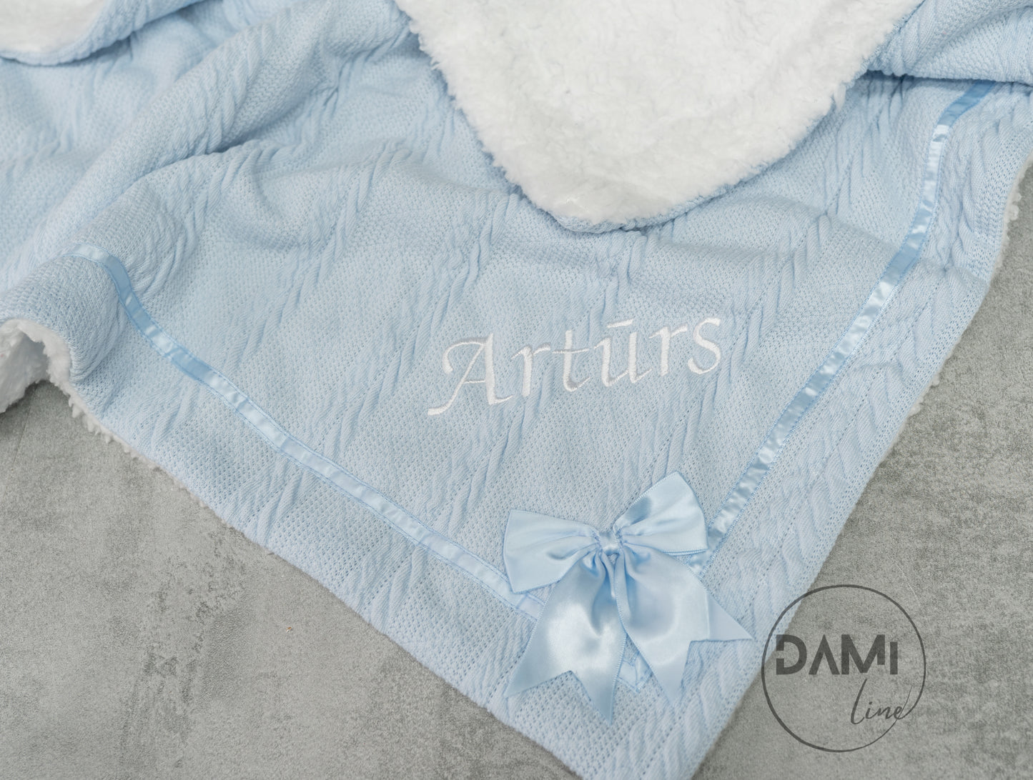 Personalised LIGHT BLUE baby knitted blanket with bow