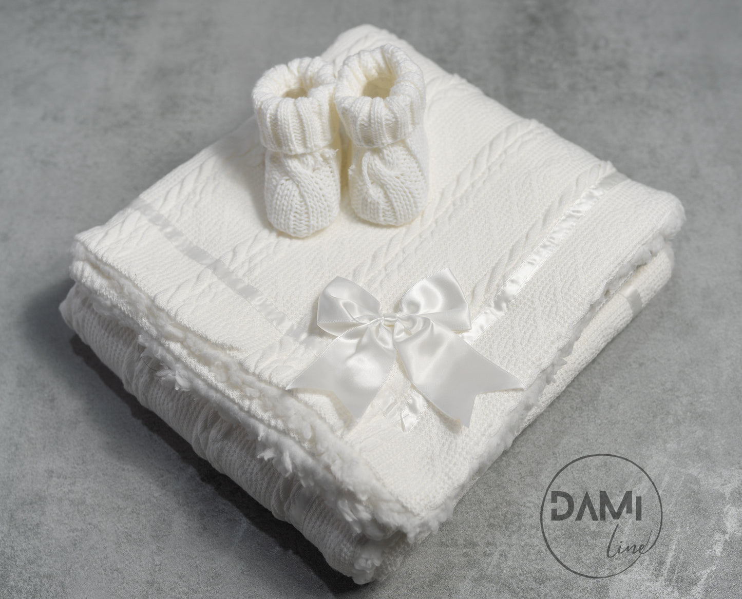 Personalised white baby knitted blanket and white knitted booties gift set | Baby gift set in box