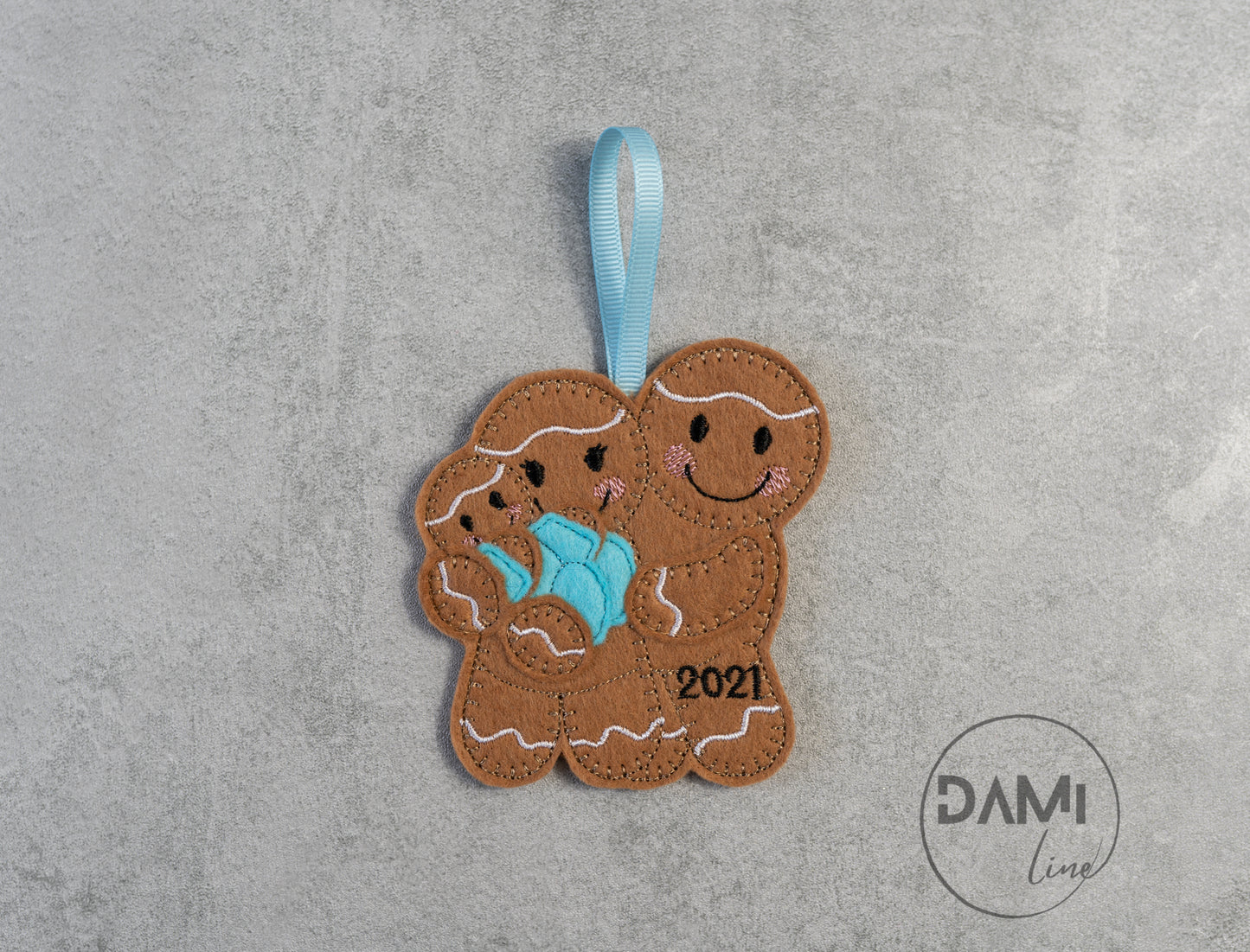 Family Gingerbread men Christmas tree ornament